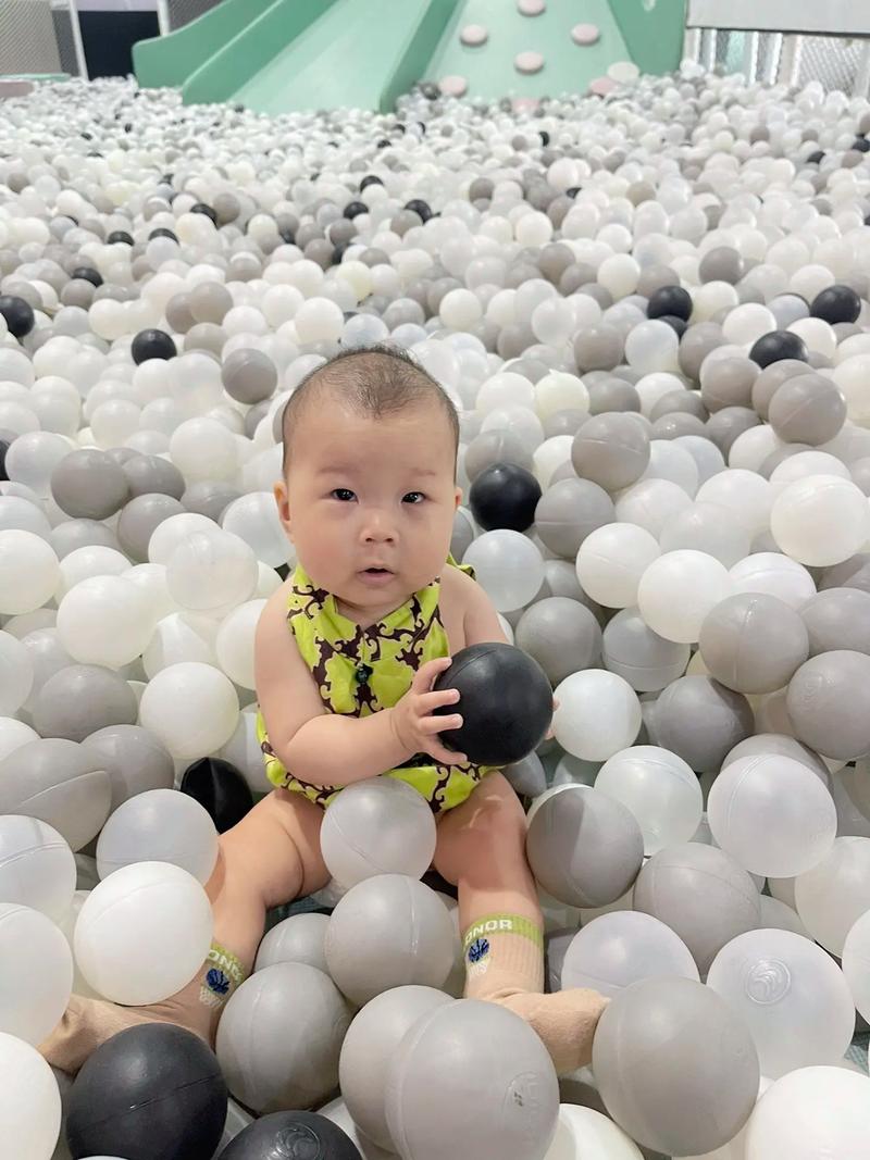 为什么要对孩子好一点?这是我听过最好的答案 因为幸福的童年治